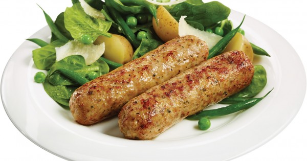 Florentine sausages with spinach and baby potato salad