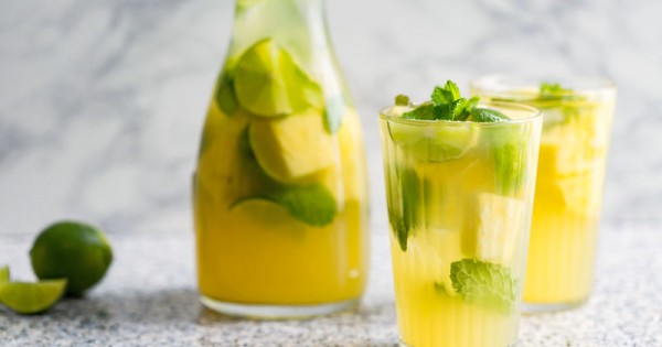 Spiked Pineapple Lemonade