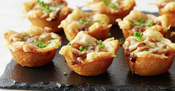 French Onion Mini Crescent Cups