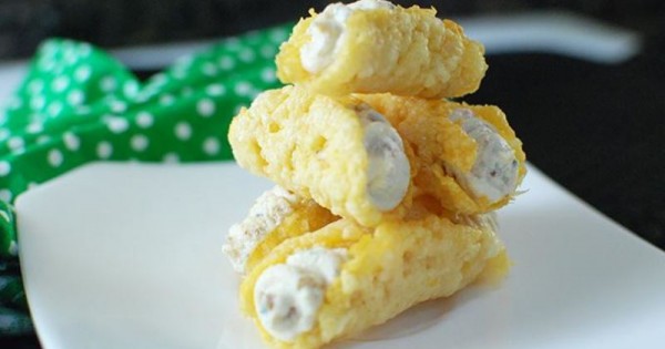 Mini French Onion Parmesan Crisps