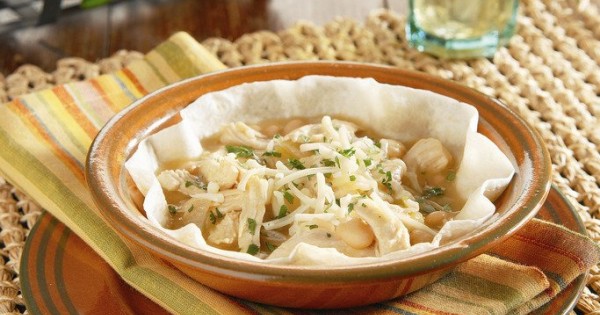 Spicy Verde Chicken & Bean Chili