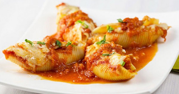 Cheesy Stuffed Shell Casserole