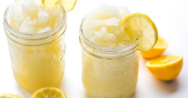 Boozy Frozen Lemonade