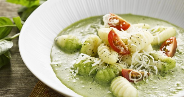 Gnocchi with PHILADELPHIA-Basil Sauce