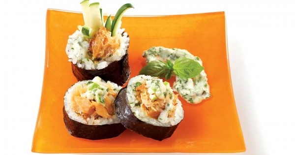 Maki with smoked salmon and basil from Geneviève Everrel