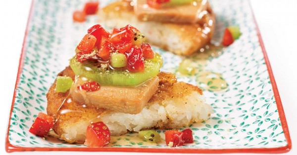 Sushi dessert pizza with foie gras and kiwi from Geneviève Everell