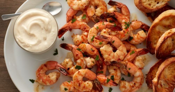 Broiled Garlic Butter Shrimp with Lemon Aioli