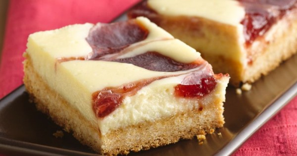 Strawberry Cheesecake Bars