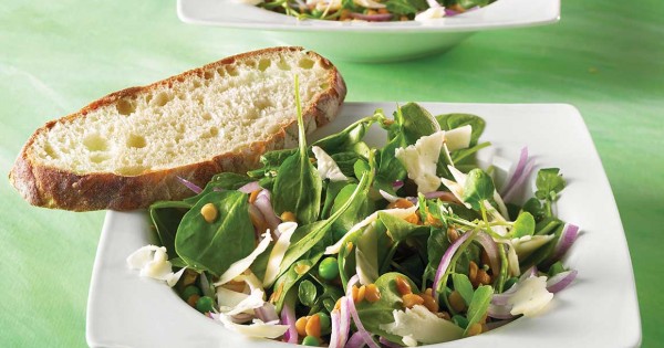 Spinach-lentil salad