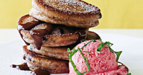 Chocolate blinis with strawberry yoghurt ice cream