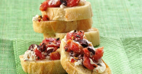 Tomato-Goat Cheese Bruschetta