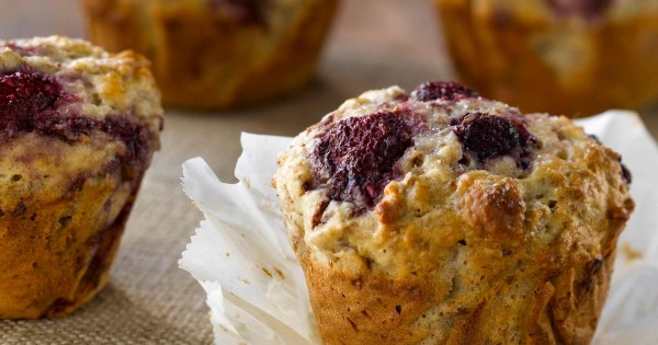 Raspberry and Vanilla Yogurt Muffins