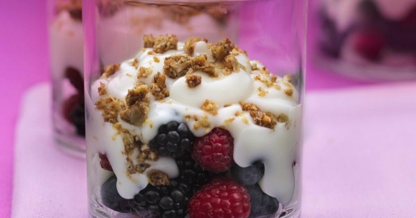 Mixed-Berry Cream Parfaits