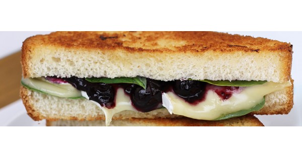 Balsamic Blueberry Brie Grilled Cheese Sandwich