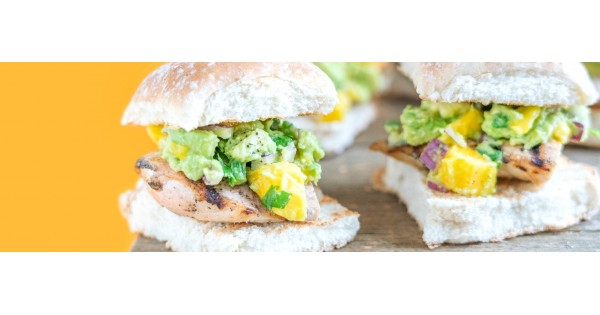 Cilantro Lime Chicken Slider with Mango Guac