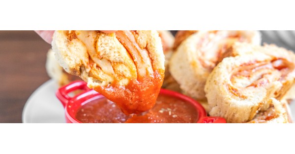 Pepperoni Pizza Roll Ups