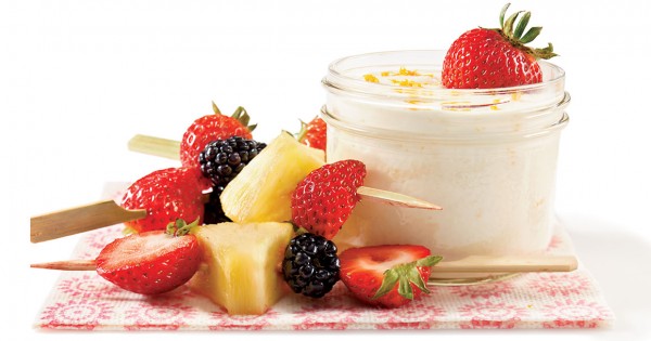 Cream cheese and Greek yogurt dip for fruit
