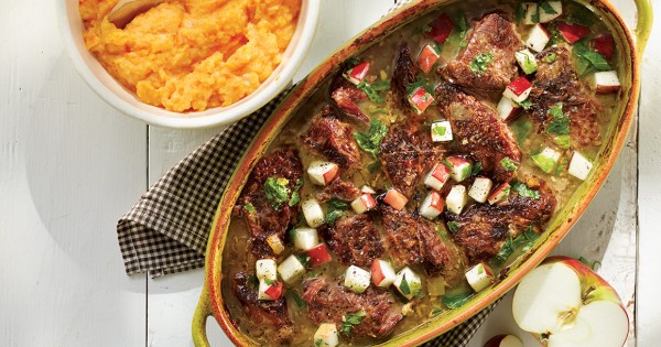 Braised blade roast with apples from Josée di Stasio