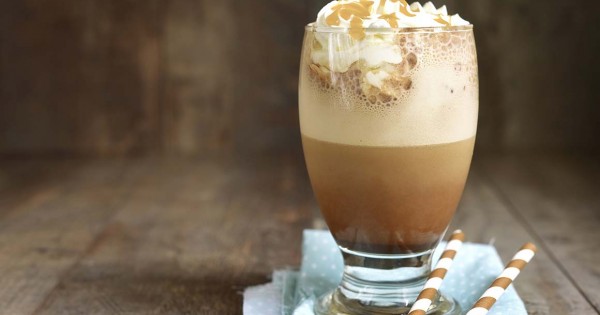 Latte with sugar cream coulis