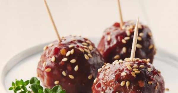 Chili Cranberry Fusion Meatballs