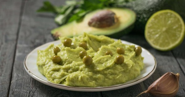 Green pea guacamole