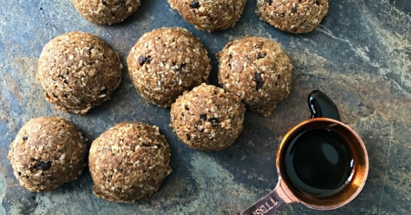 Peanut Butter Trail Mix Energy Bites (School-Friendly Options too)