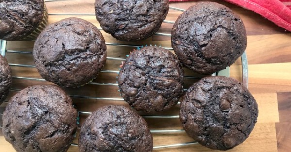 Whole Wheat Chocolate Zucchini Muffins