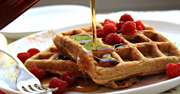 Molasses Flax Waffles – an old Norwegian recipe updated