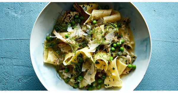 Pappardelle with Chicken Ragù, Fennel, and Peas