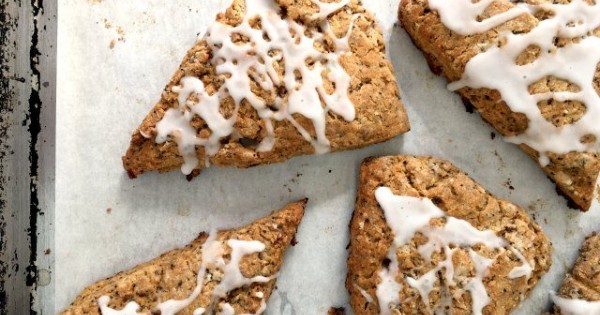 Wholesome Lemon Poppy Seed Scones {Refined Sugar-Free}