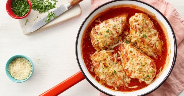 Easy Skillet Chicken Parmesan