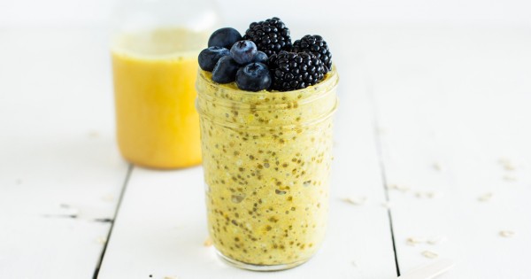 Golden Milk Overnight Oats