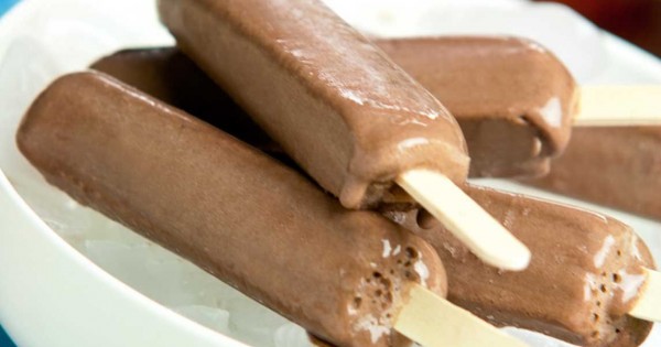 Creamy Fudge Pops