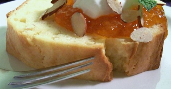 Sour Cream Pound Cake